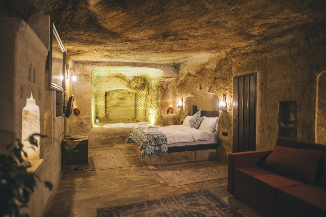 Tale Cave Inn Hotel